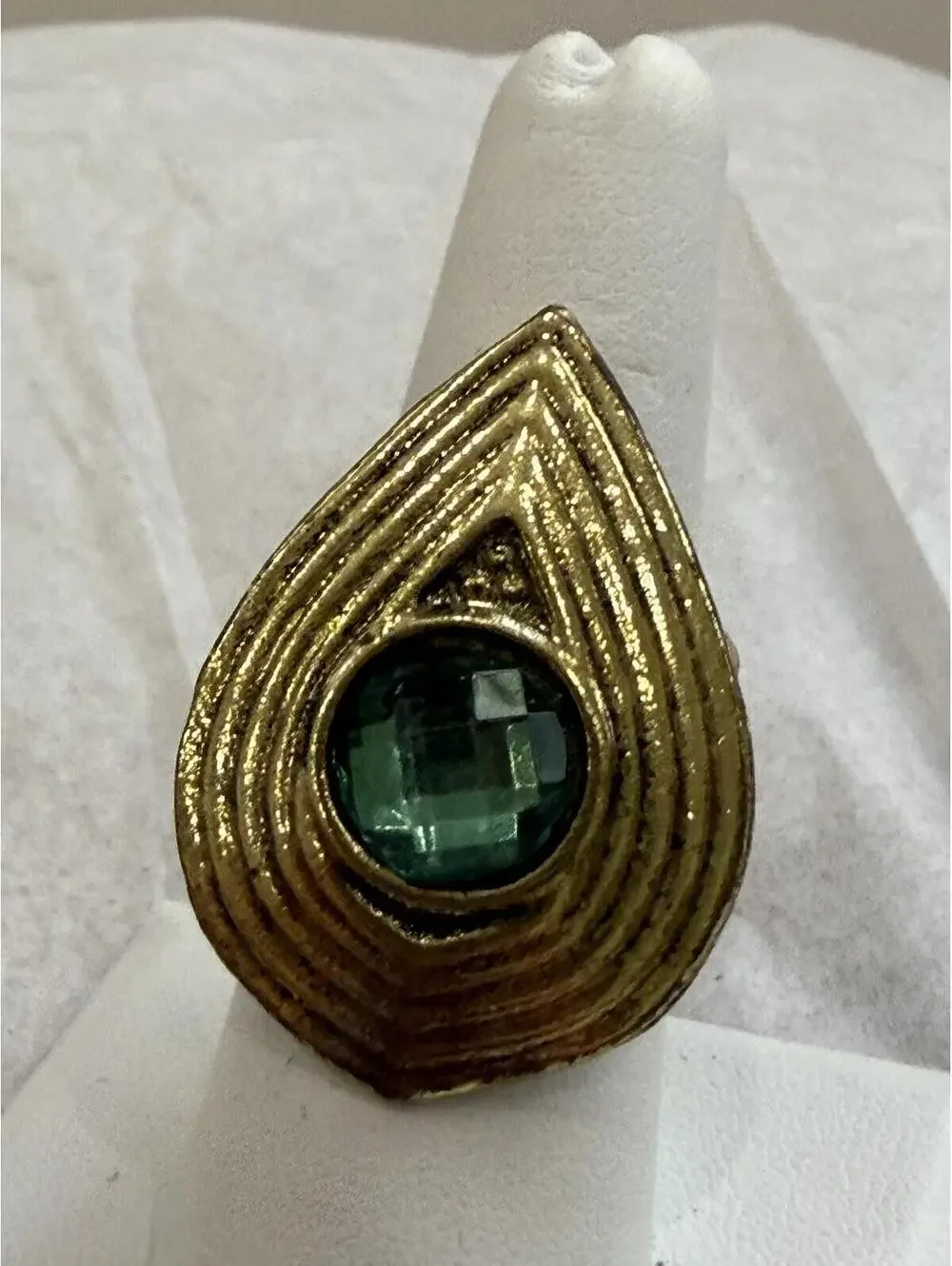 Vintage Gold Tone Teardrop Ring with Green Faceted Stone Adjustable
